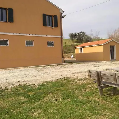 Dağ evi Casale Del Cavallo Brado